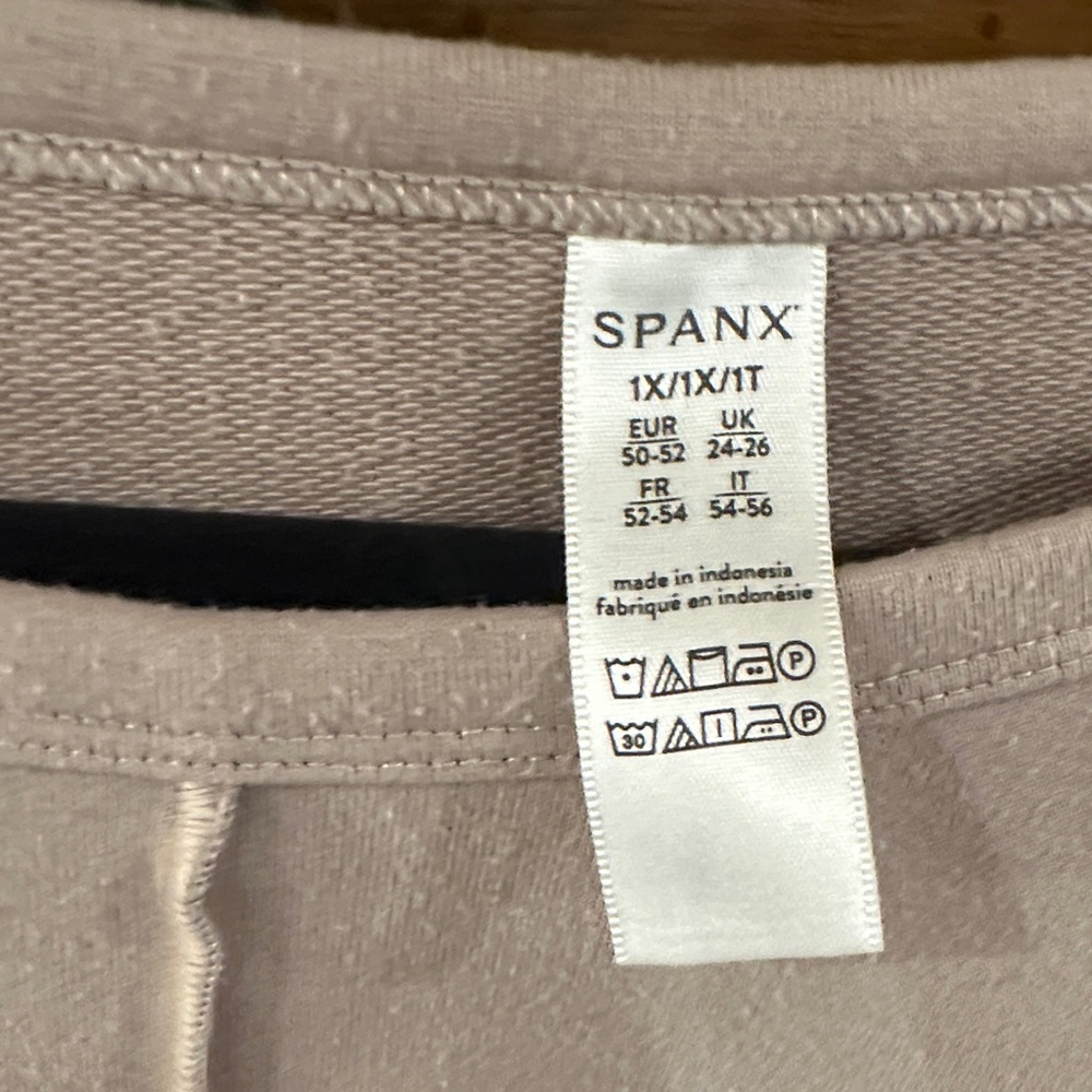 SPANX women’s sweatshirt purplish in color